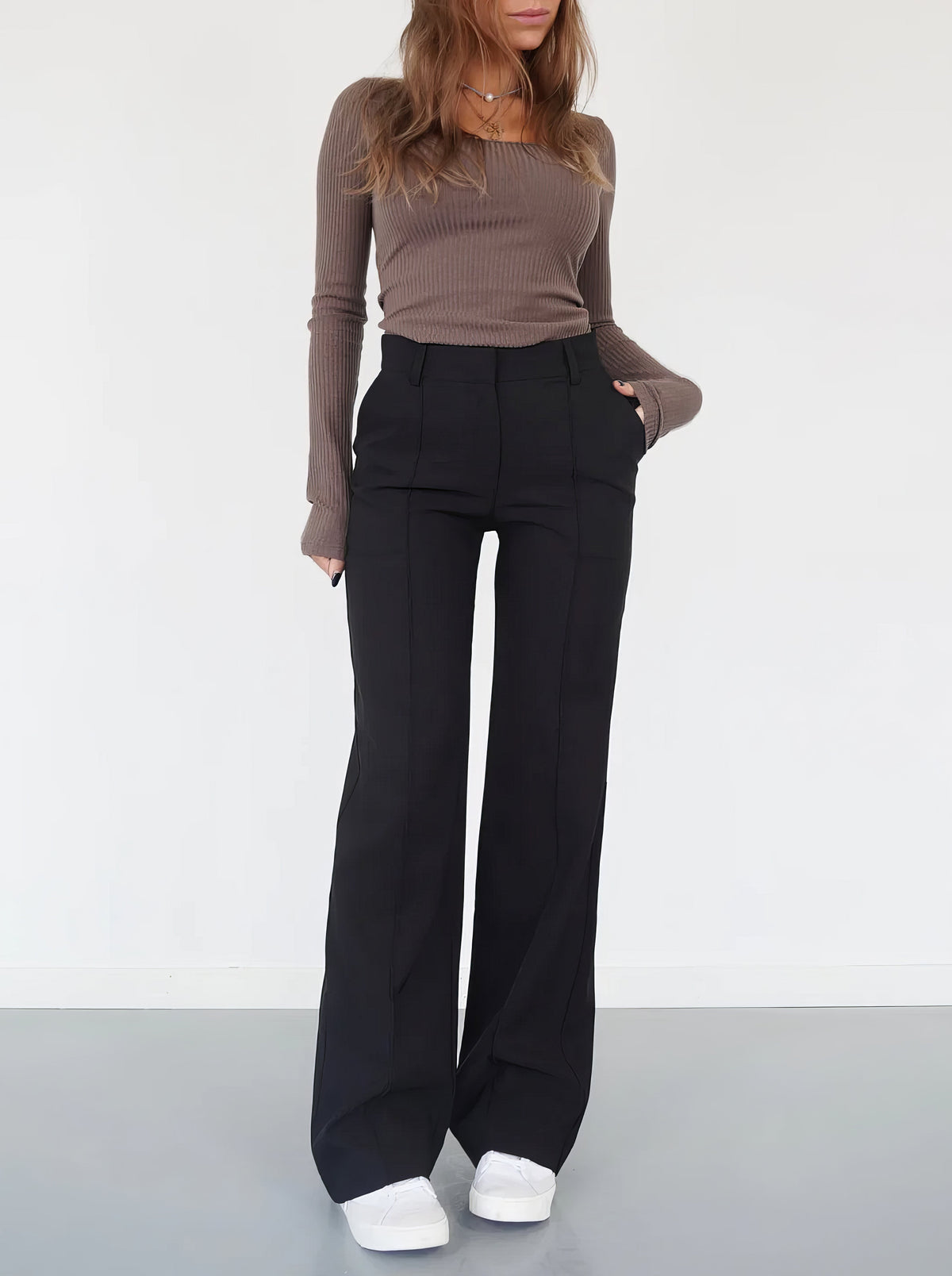 Women's Wide Leg Trousers with Relaxed Fit – Black