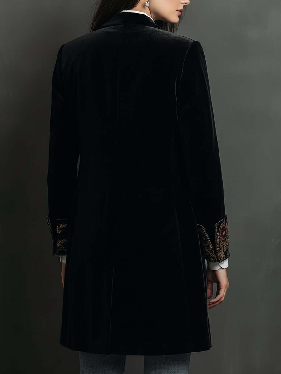 Women's Baroque Trim Tailored Blazer in Black