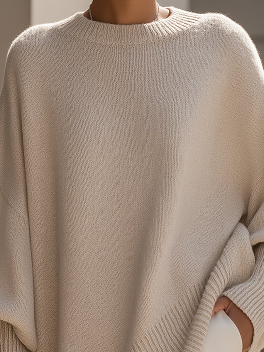 Women's Oversized Knitted Jumper with Round Neck
