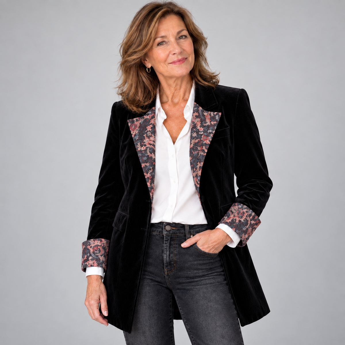 Women's Black Structured Blazer with Contrast Collar and Cuffs