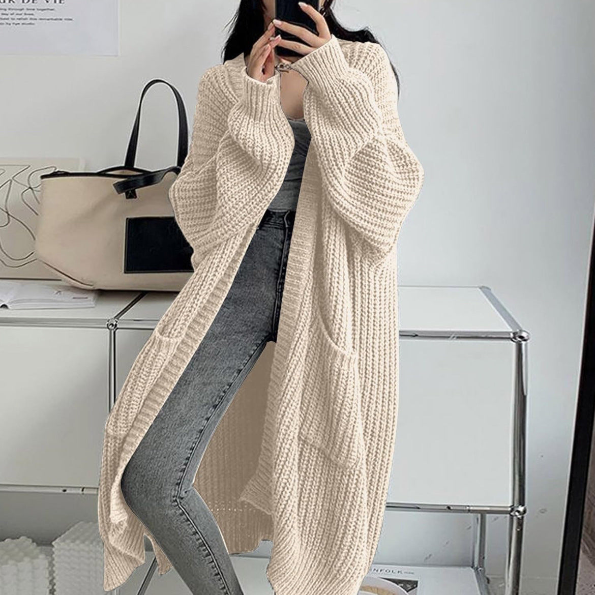 Women's Long Knitted Cardigan with Pockets