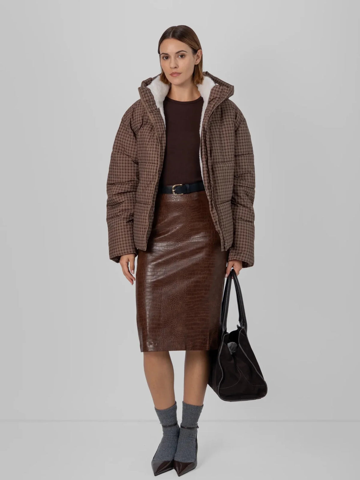 Women's Short Puffer Jacket with Faux Fur Lining & Hood 9